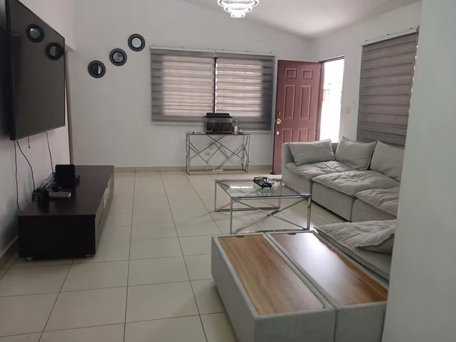 Hermosa Residencia amoblada en Summer Hill – Costa Verde - Imagen 3
