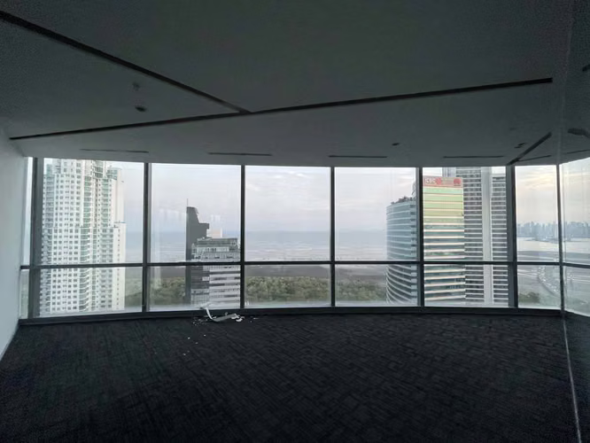 Oficina en Alquiler en Financial Park – Costa del Este – 292 m²