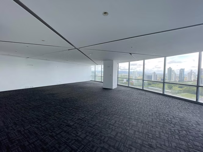 Oficina en Alquiler en Financial Park – Costa del Este – 292 m²