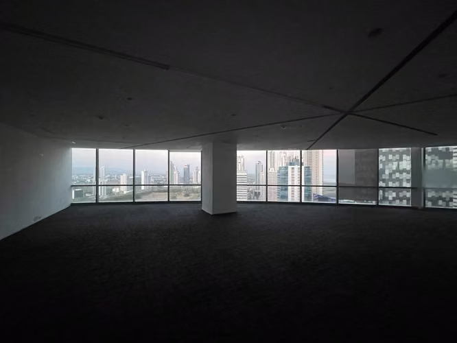 Oficina en Alquiler en Financial Park – Costa del Este – 292 m²