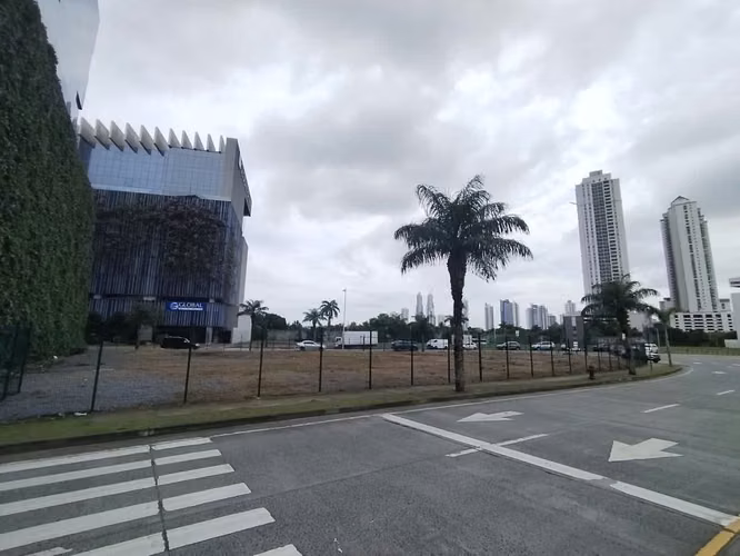 Venta de Terreno en Santa Maria Business District