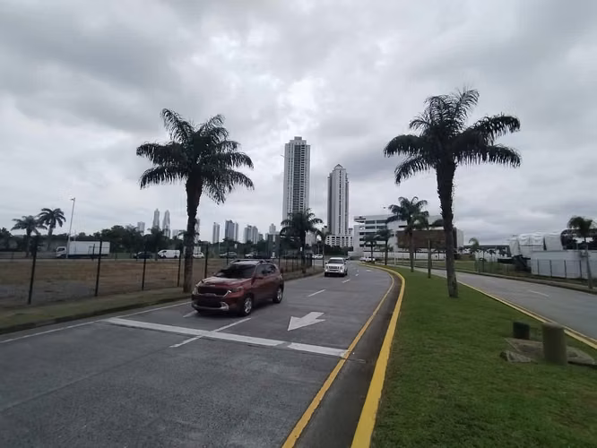 Venta de Terreno en Santa Maria Business District