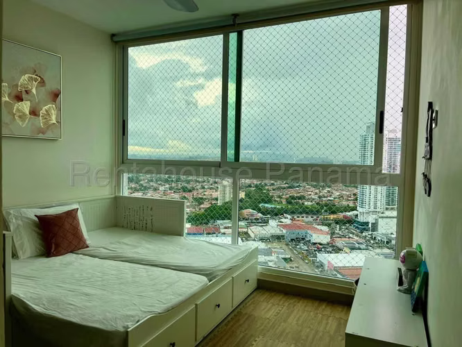 Venta de Apartamento en Costa del Este Ph Asia Mts2: 135.63  con línea blanca  y 2 parking PD