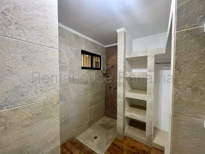 Venta de Casa en Villa de las Fuentes  Mts2: 241.41 PD
