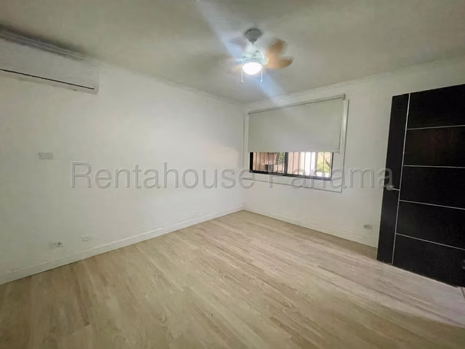 Venta de Casa en Villa de las Fuentes  Mts2: 241.41 PD