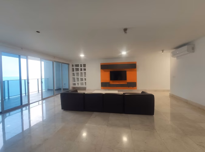 Venta de Apartamento en Punta Pacífica. Remodelado - Imagen 3