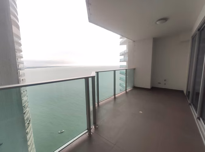 Venta de Apartamento en Punta Pacífica. Remodelado - Imagen 2