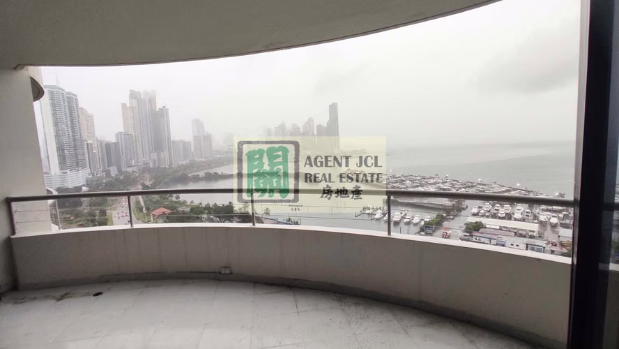Apartamento con Vista al Mar (PH La Ensenada) - Cinta Costera, Avenida Balboa, Ciudad de Panamá
