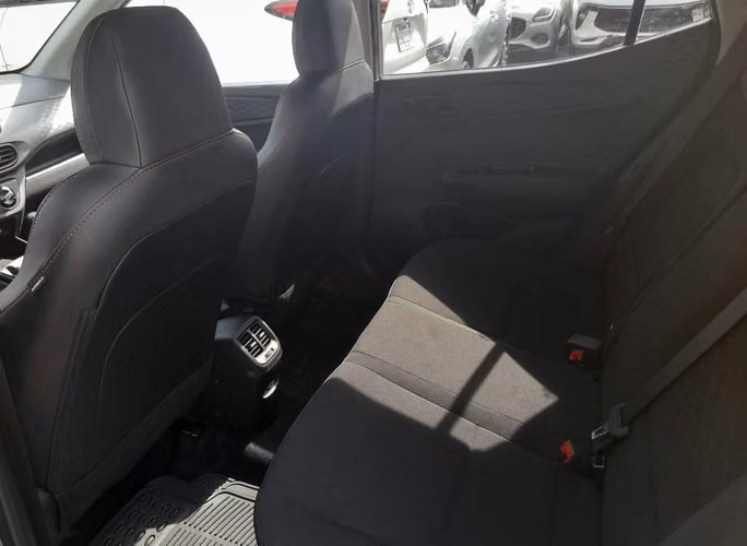 2026 Hyundai Grand i10 - manual - 2032 km - garantía hasta 2032 - Imagen 10