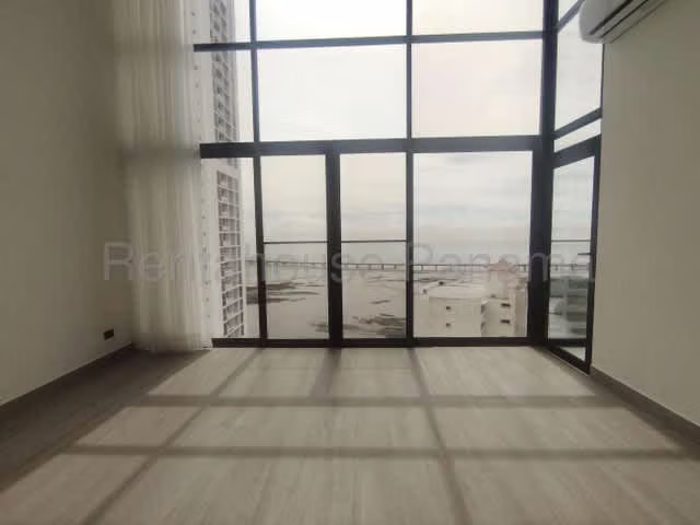 Apartamento en alquiler Avenida Cincuentenario Coco del Mar GM