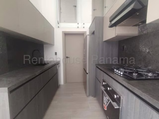 Apartamento en alquiler Avenida Cincuentenario Coco del Mar GM