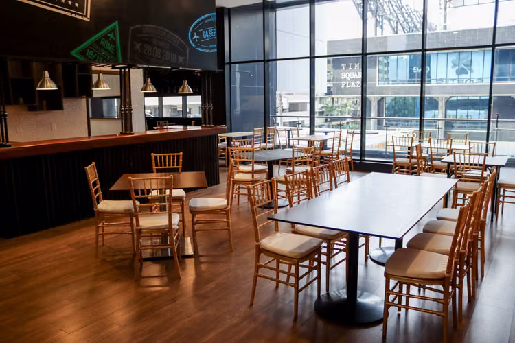 Increíble restaurante semi equipado en Hotel Sortis - 228,69 m2 - Imagen 12