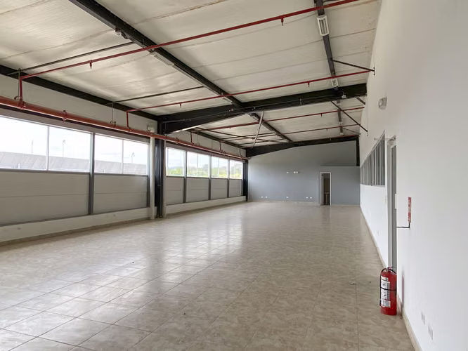 Se vende Bodega en Tocumen