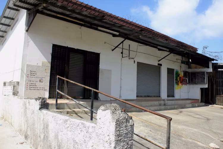 CIUDAD BOLIVAR LOCAL COMERCIAL EN VENTA
