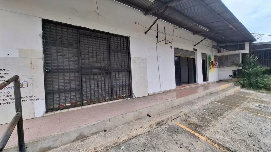 CIUDAD BOLIVAR LOCAL COMERCIAL EN VENTA