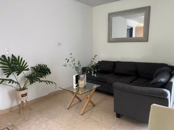 Ganga Venta Edificio Tipo Hostal Rio Hato con Piscina