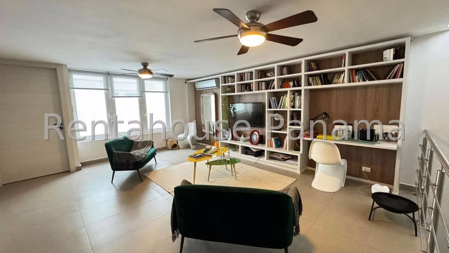Vendo Casa Remodelada en Obarrio 26-3561GG