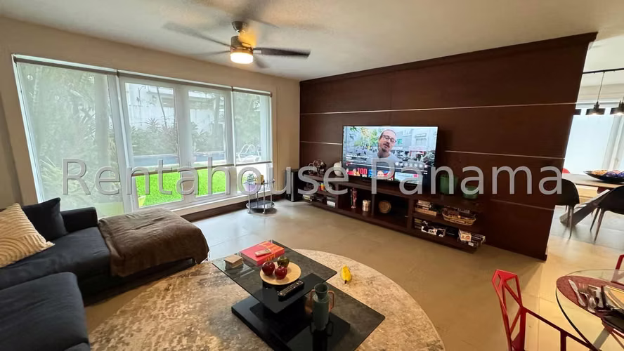 Vendo Casa Remodelada en Obarrio 26-3561GG
