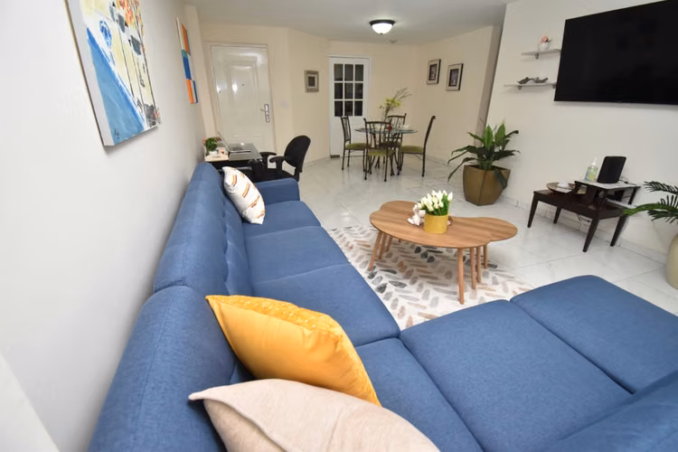 Apartamento VENTA, impecable! Amoblado, Vía Porras