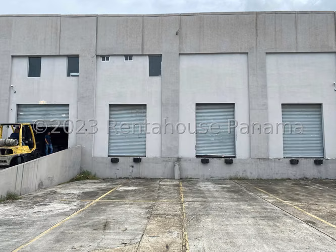 Venta de Galera con 878m2 en Pacora 25-7713SR
