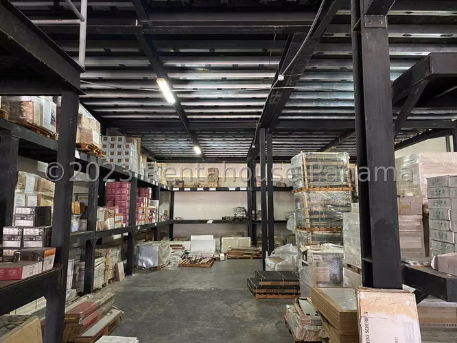 Venta de Galera con 878m2 en Pacora 25-7713SR