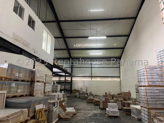 Venta de Galera con 878m2 en Pacora 25-7713SR