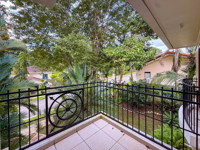 Venta de casa en Camino de Cruces Ancón