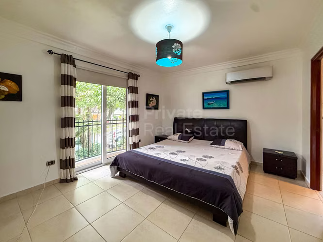 Venta de casa en Camino de Cruces Ancón