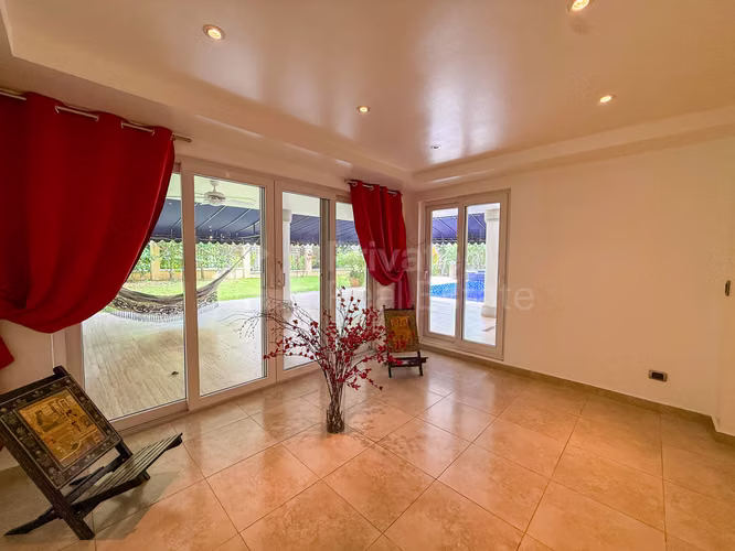 Venta de casa en Camino de Cruces Ancón