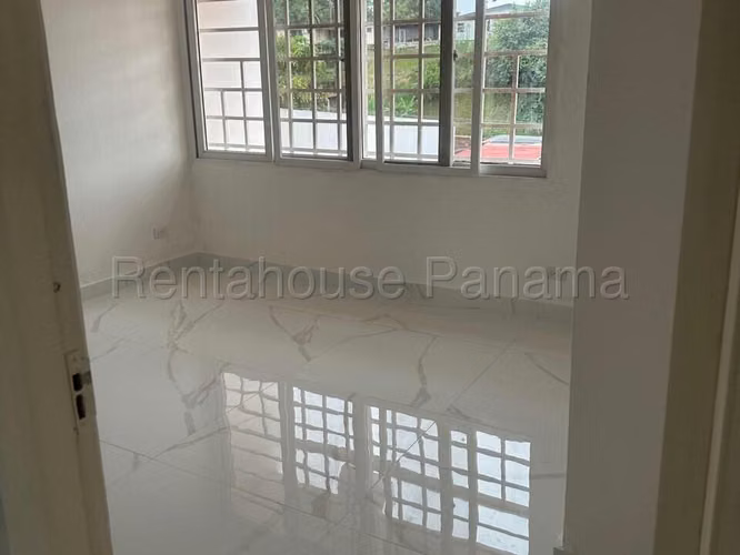 Venta de Casa en Betania Villa de Las Fuentes Mts2: 430 PD