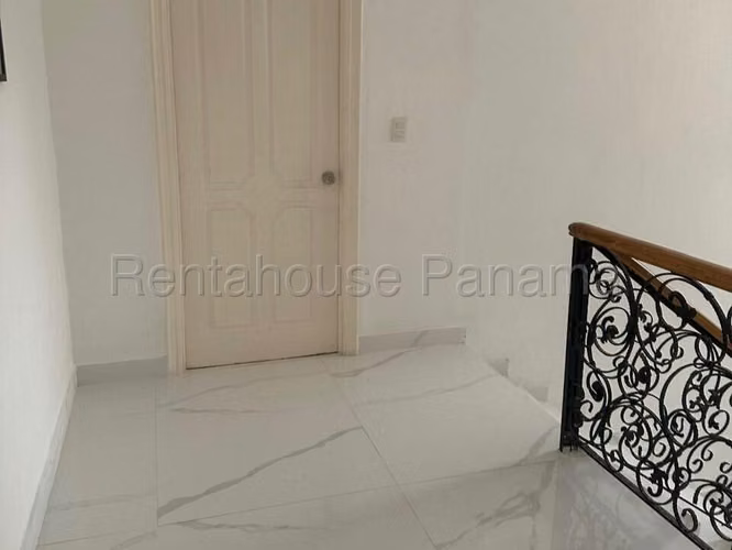 Venta de Casa en Betania Villa de Las Fuentes Mts2: 430 PD