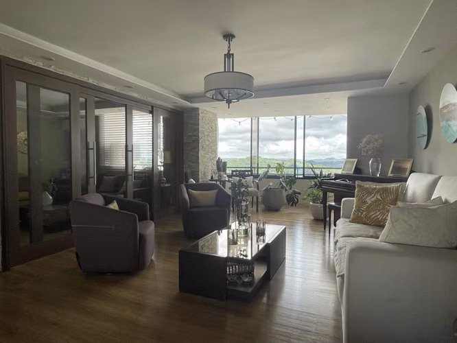 Penthouse en El Cangrejo – PH Mirador del Cangrejo | 200 m² | 3 Recs+CBE | Remodelado