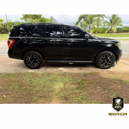 Ford Expedition XLT 2019