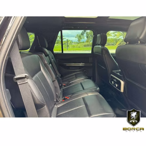 Ford Expedition XLT 2019