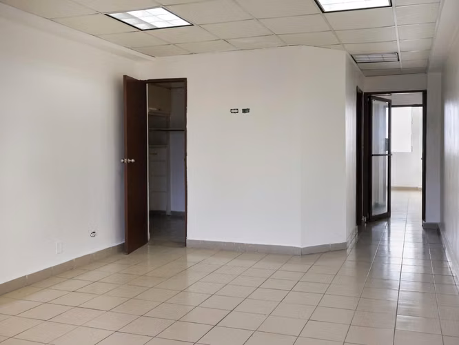 Venta de edificio comercial en Vía Porras, San Francisco