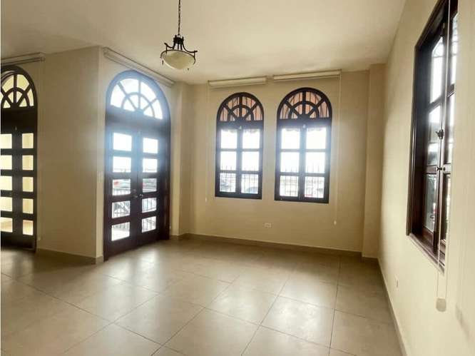 Alquiler de Apartamento en Casco Viejo