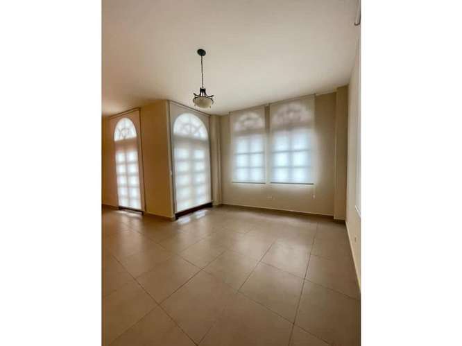 Alquiler de Apartamento en Casco Viejo