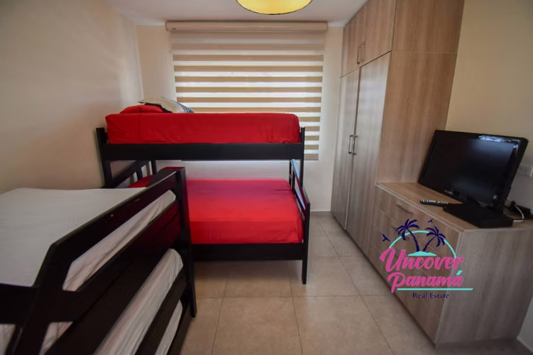 Casa moderna en venta en Bijao, Quarry Heights, Río Hato | Piscina  privada y bohío