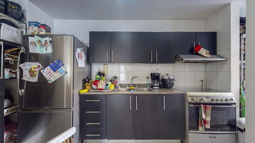 Venta de cómodo apartamento con acceso directo al Parque Omar en Green Point - Carrasquilla