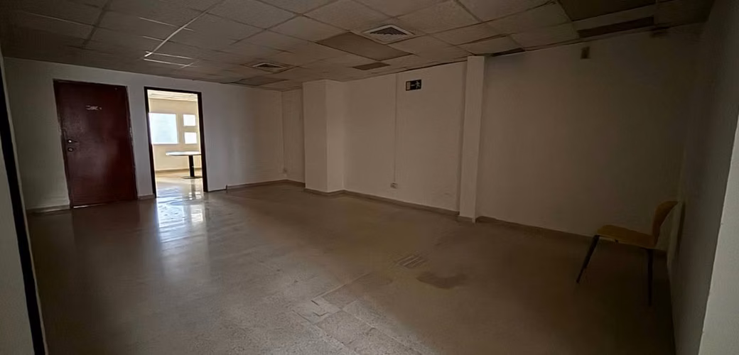 Alquiler de Edificio en Tumba Muerto, 1,000 m²