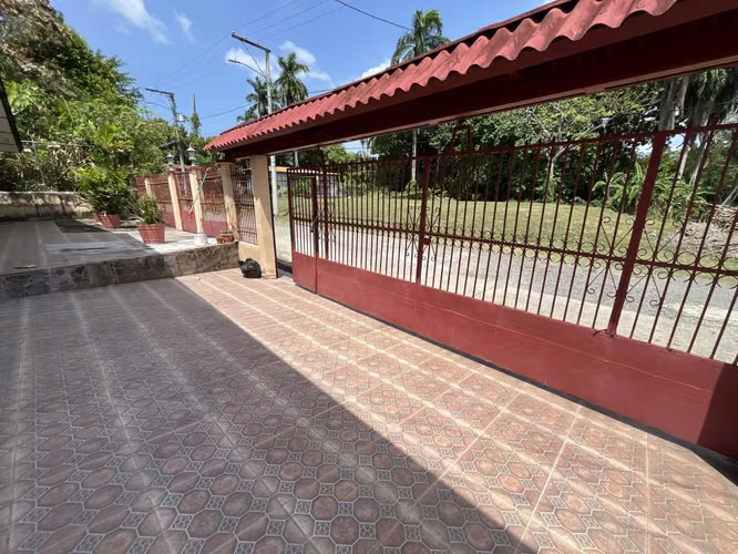 VILLA ZAITA - CASA FAMILIAR - SE VENDE