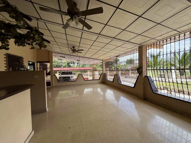 VILLA ZAITA - CASA FAMILIAR - SE VENDE