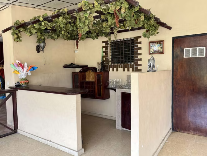 VILLA ZAITA - CASA FAMILIAR - SE VENDE