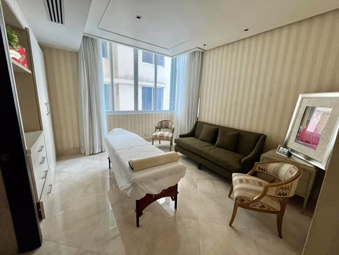 Se Vende Imponente apartamento en PH The Point - Punta Pacífica.