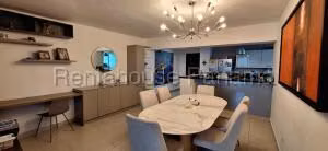 Venta de Apartamento con 145m2 San Francisco PH The Regent 26-3730SR