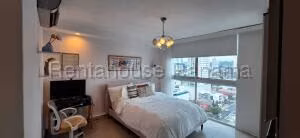 Venta de Apartamento con 145m2 San Francisco PH The Regent 26-3730SR