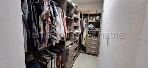 Venta de Apartamento con 145m2 San Francisco PH The Regent 26-3730SR