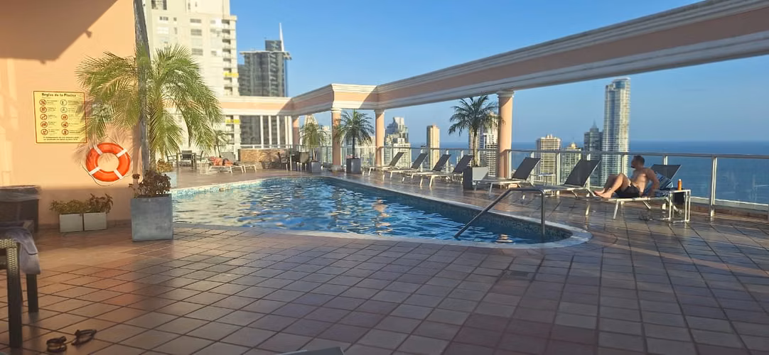 For rent Se alquila apartamento Ave Balboa F MAR - Imagen 5