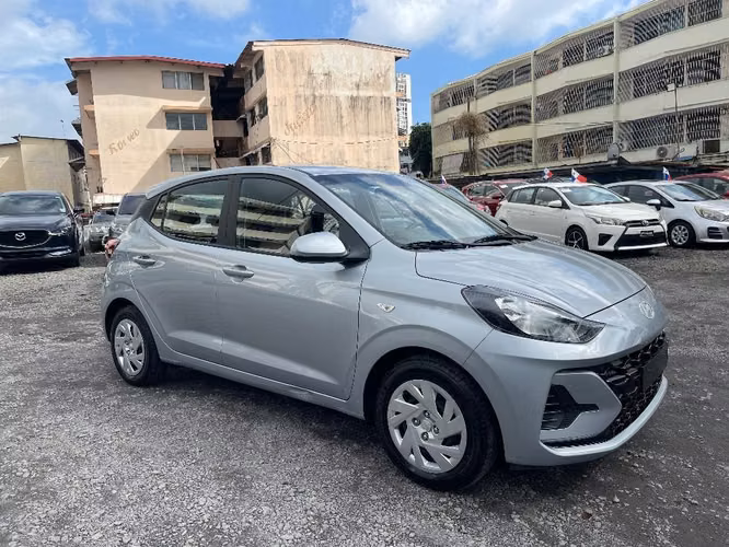 HYUNDAI GRAND I10 2025 AUTOMATICO