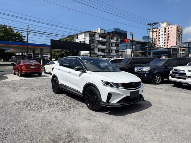 GEELY COOLRAY 2023
